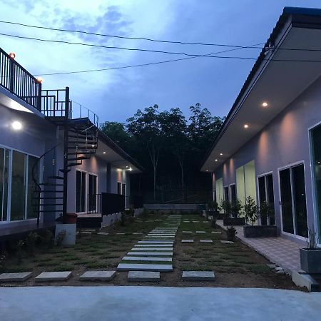Отель Tubtimtong Boutique Nai Yang Экстерьер фото